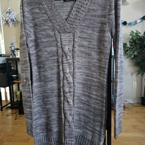 Elegant V-Neck Sweater in Brown